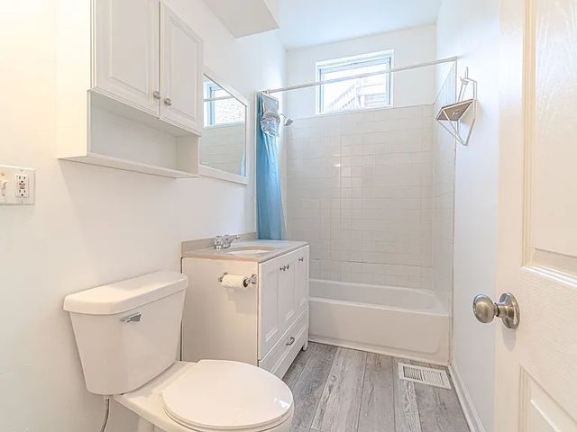 1144 W 68th Street 1, Chicago, IL 60621