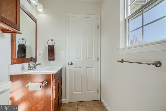 49 RIVERVIEW DR, Perryville, MD 21903