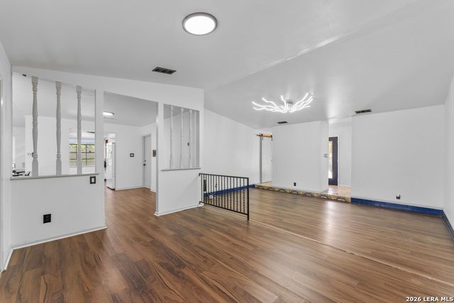 2526 Town Briar St, San Antonio, TX 78238