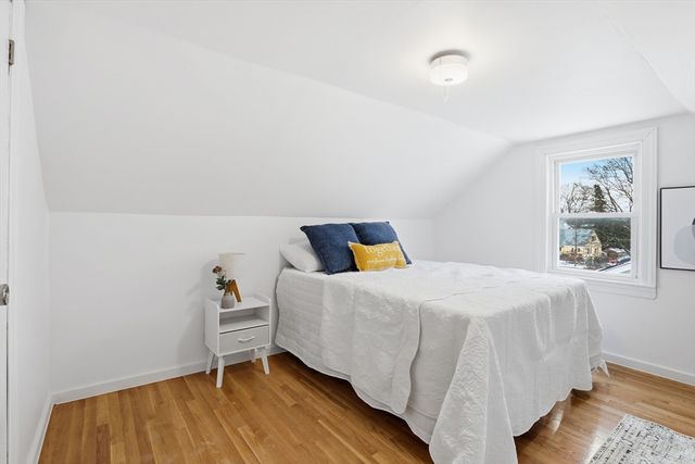 39 Phoebe Ave, Lowell, MA 01854