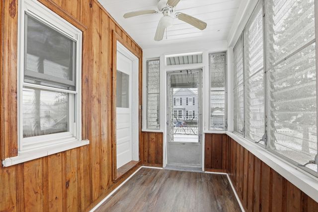 39 Phoebe Ave, Lowell, MA 01854