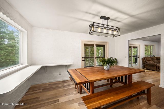 17875 N Richards Dr, Hayden, ID 83835