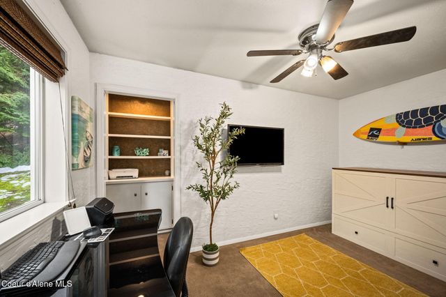 17875 N Richards Dr, Hayden, ID 83835