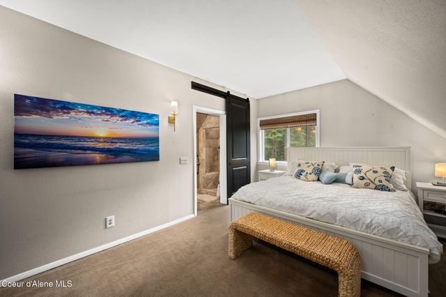 17875 N Richards Dr, Hayden, ID 83835