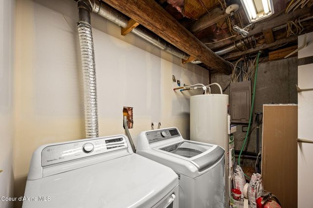 17875 N Richards Dr, Hayden, ID 83835