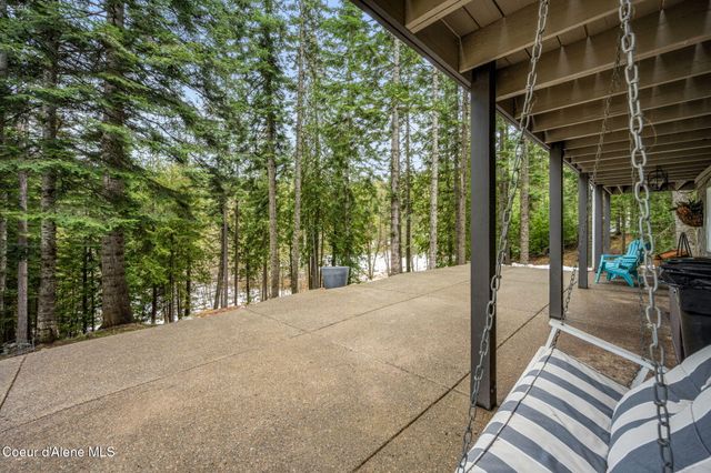 17875 N Richards Dr, Hayden, ID 83835