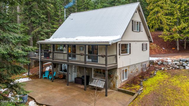 17875 N Richards Dr, Hayden, ID 83835