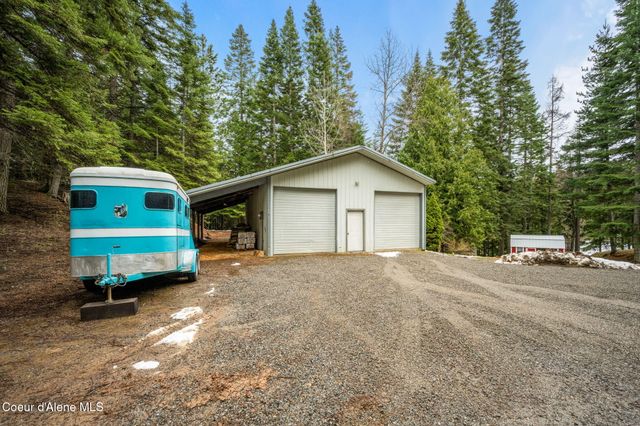 17875 N Richards Dr, Hayden, ID 83835