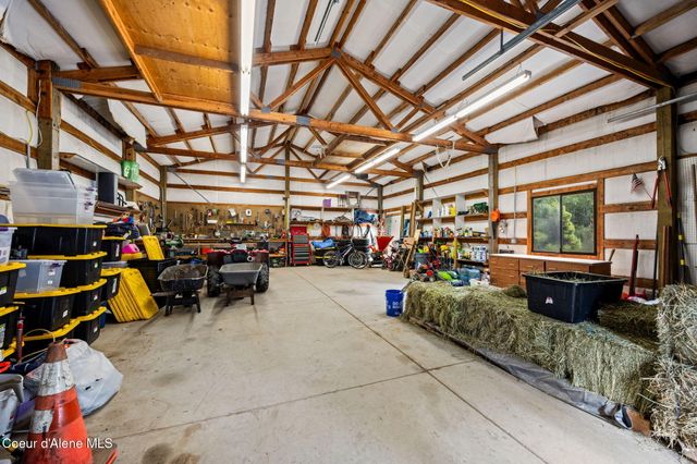 17875 N Richards Dr, Hayden, ID 83835