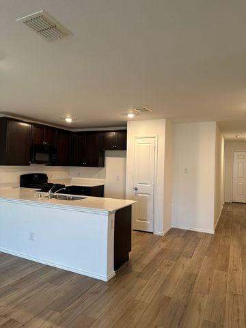 5705 Manarchos Lane, Forney, TX 75126