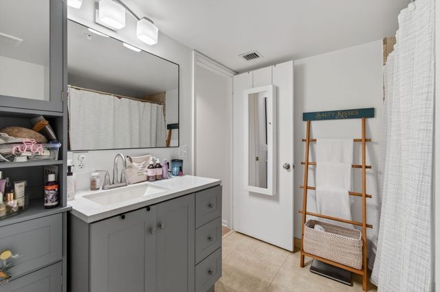 1100 Scotia Drive, Hypoluxo, FL 33462