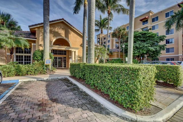 1100 Scotia Drive, Hypoluxo, FL 33462