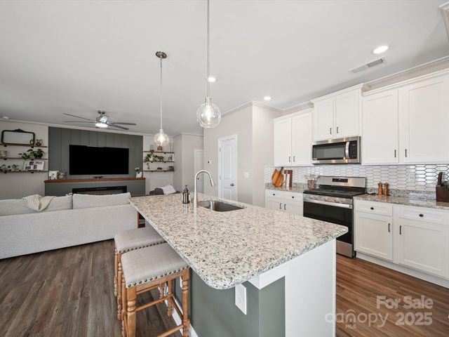 2000 Swanport Lane, Monroe, NC 28110