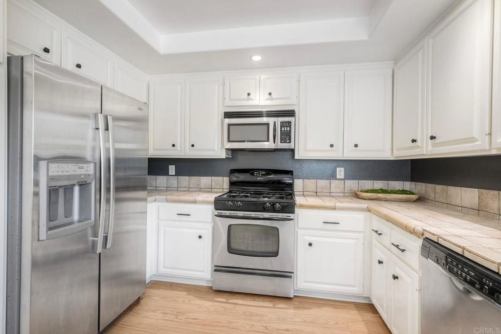 Image 11 of property listing at 1729 Gascony Road, Encinitas, CA 92024