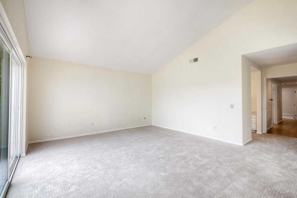 Image 13 of property listing at 1729 Gascony Road, Encinitas, CA 92024