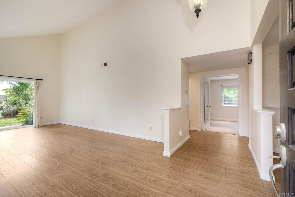 Image 2 of property listing at 1729 Gascony Road, Encinitas, CA 92024