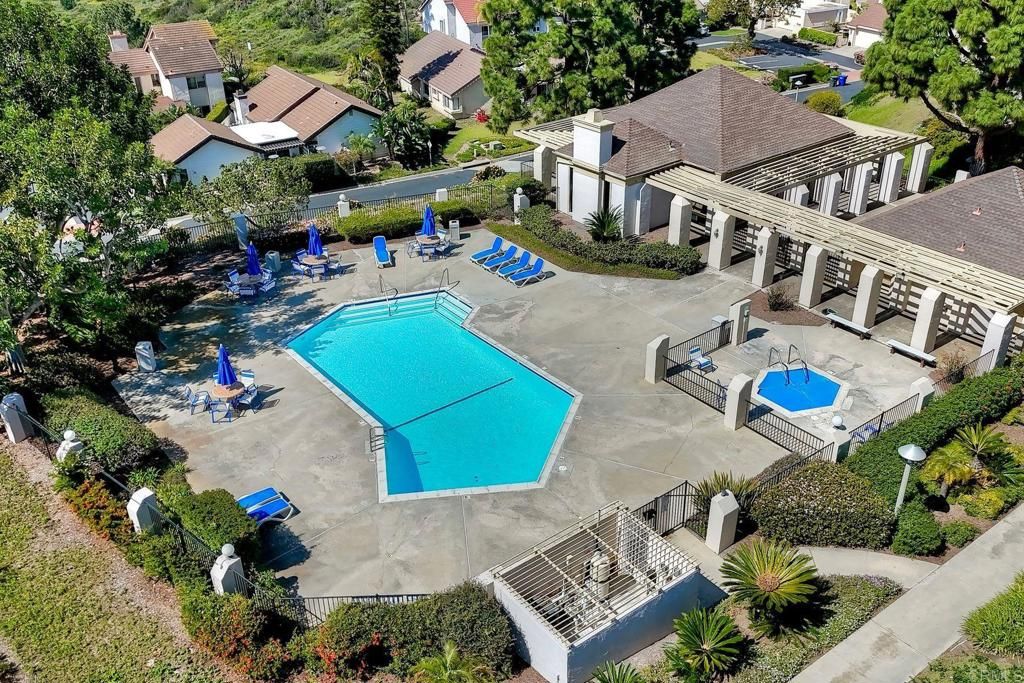 Image 24 of property listing at 1729 Gascony Road, Encinitas, CA 92024