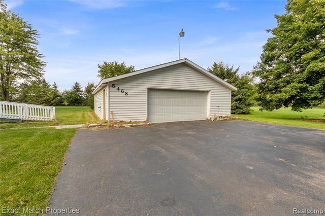 5468 Lippincott Road, Lapeer, MI 48446
