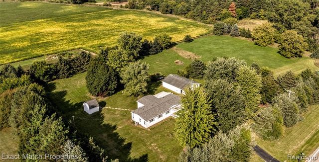 5468 Lippincott Road, Lapeer, MI 48446