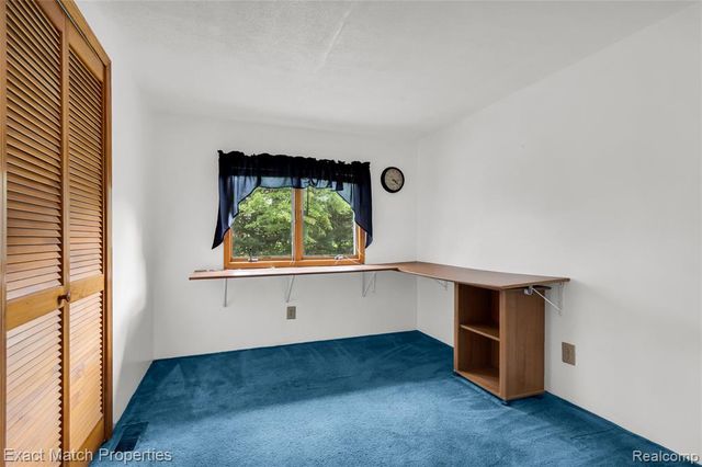 5468 Lippincott Road, Lapeer, MI 48446