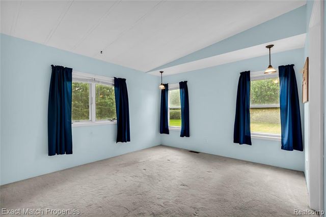 5468 Lippincott Road, Lapeer, MI 48446