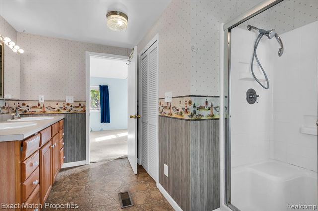 5468 Lippincott Road, Lapeer, MI 48446