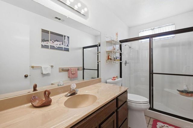 634 Via Santa Cruz, Vista, CA 92081