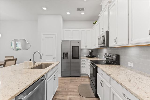 934 WILD DATE LANE, Lake Mary, FL 32746