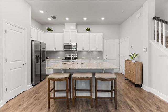 934 WILD DATE LANE, Lake Mary, FL 32746