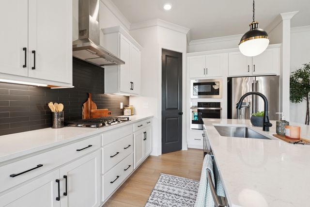 2612 Buckner Ln, Thompsons Station, TN 37179