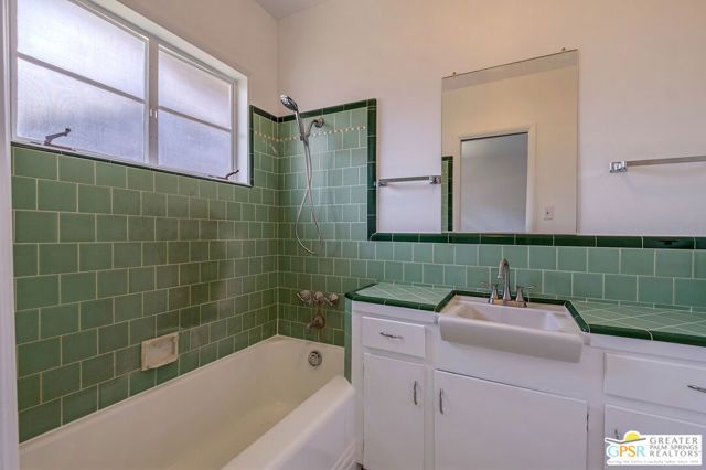 3925 Aden Way, Riverside, CA 92504