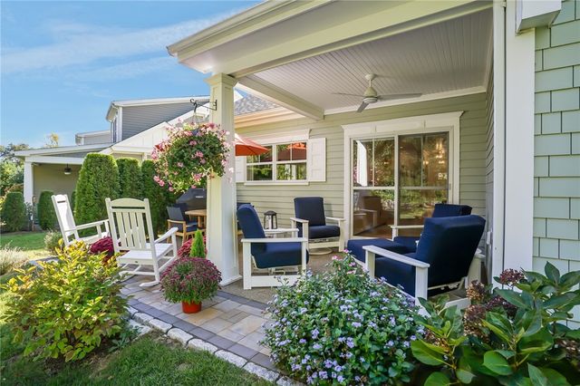 59 Travelers Court, East Greenwich, RI 02818