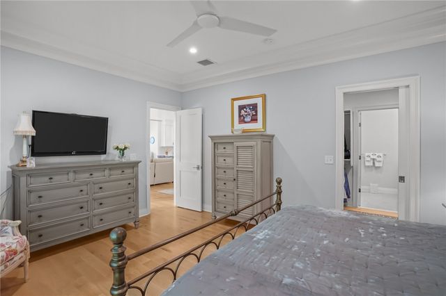 59 Travelers Court, East Greenwich, RI 02818