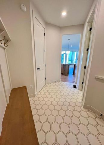 4054 Arbor Drive, Woodbury, MN 55125