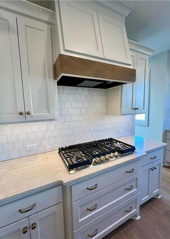 4054 Arbor Drive, Woodbury, MN 55125