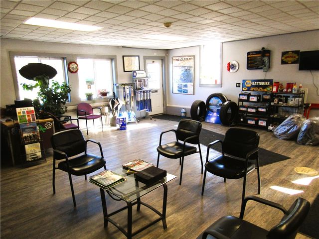 885 Main Street, Middletown, NY 12455