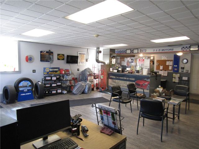 885 Main Street, Middletown, NY 12455