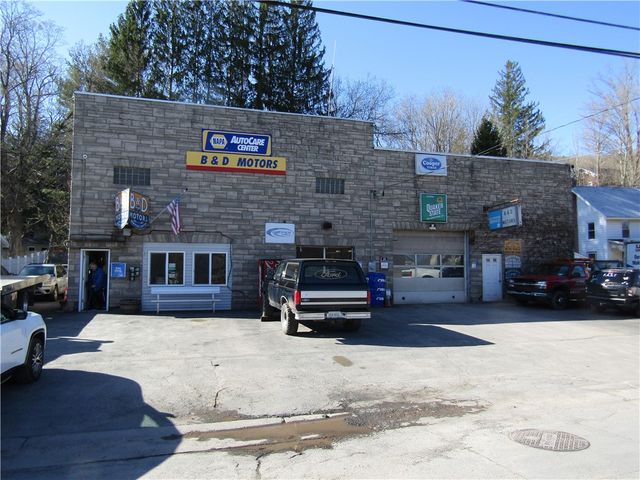 885 Main Street, Middletown, NY 12455