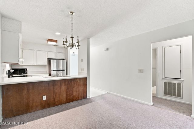 2730 S 17th Street Apt D, Wilmington, NC 28412