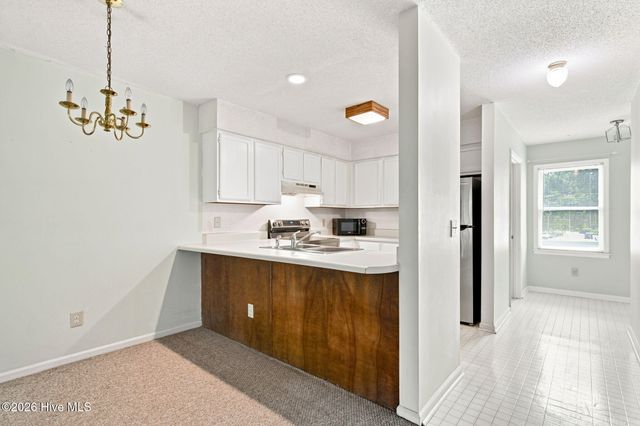 2730 S 17th Street Apt D, Wilmington, NC 28412