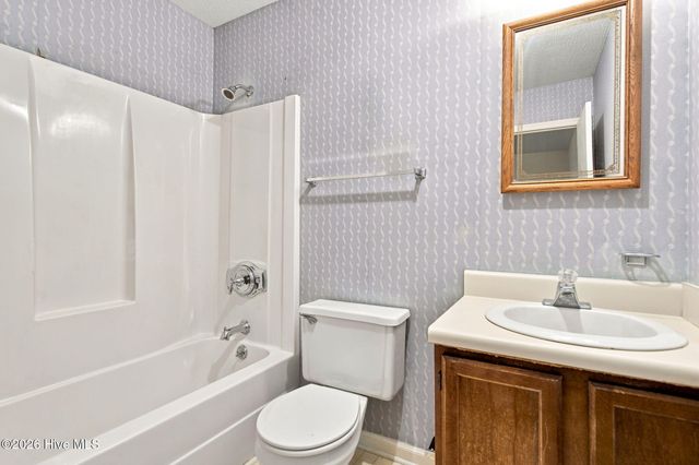 2730 S 17th Street Apt D, Wilmington, NC 28412