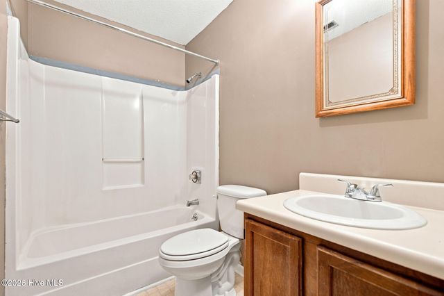 2730 S 17th Street Apt D, Wilmington, NC 28412