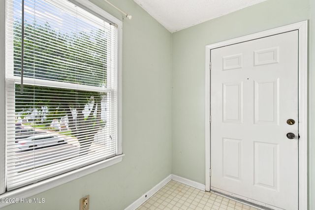 2730 S 17th Street Apt D, Wilmington, NC 28412