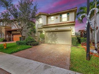 6447 Osprey Landing Street, Davie, FL 33314