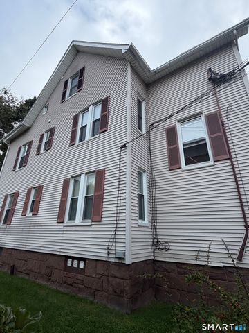 1706 Thomaston Avenue 2, Waterbury, CT 06704