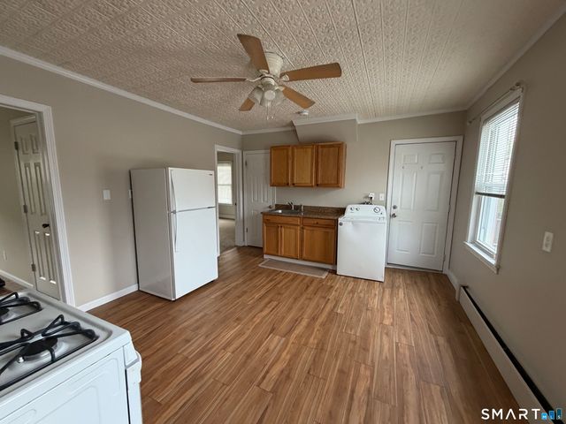 1706 Thomaston Avenue 2, Waterbury, CT 06704