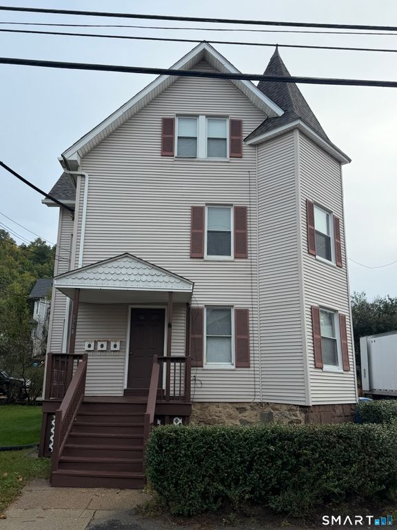 1706 Thomaston Avenue 2, Waterbury, CT 06704