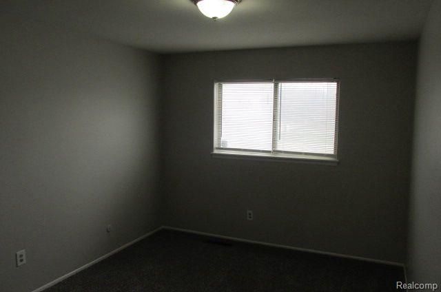 25555 Lahser Road A-15, Southfield, MI 48033