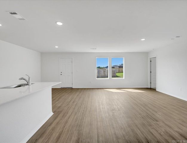 155 Bighorn Trail, Maumelle, AR 72113
