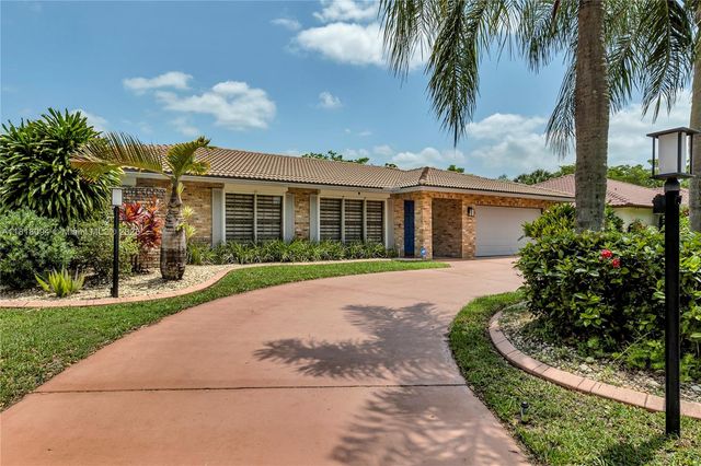 10753 NW 9th Ct, Coral Springs, FL 33071